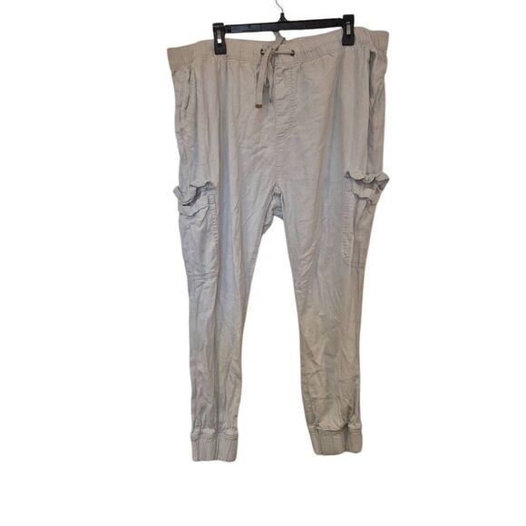 St. John's Bay Women's Ivory Cargo Jogger Drawstring Pants - Picture 2 of 10